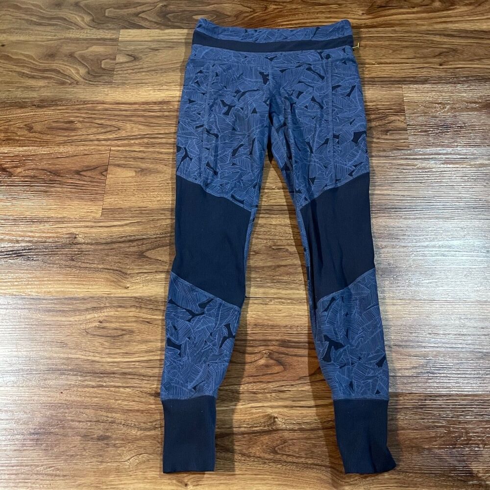 Athleta Tropical Excursion Tight Leggings Blue Palm Womens Small Pockets Running
